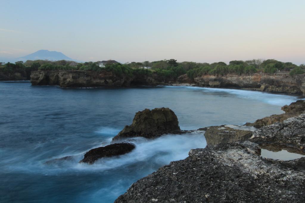 Dodol Lembongan Cliff Sunset Hotel Exterior photo