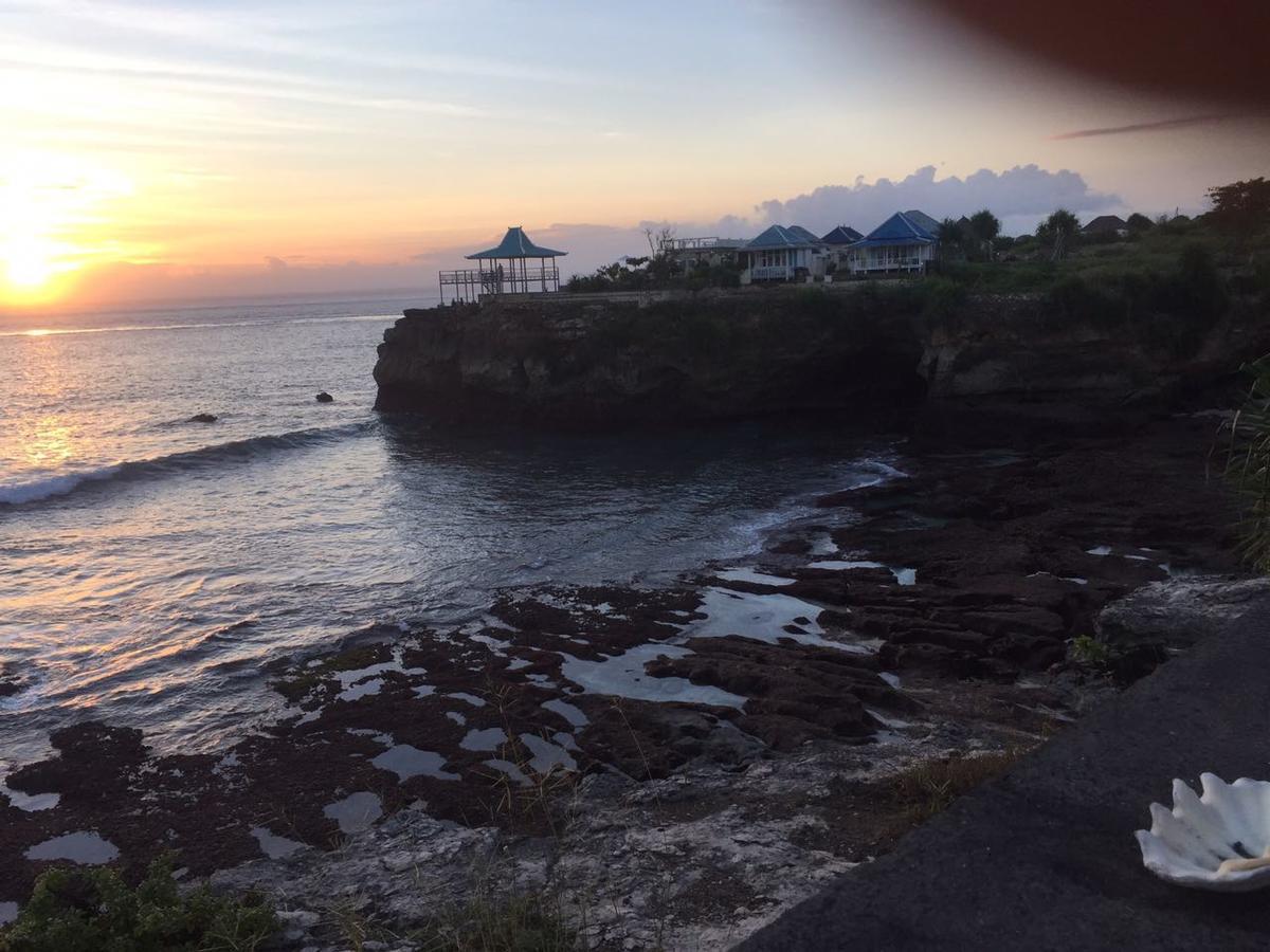 Dodol Lembongan Cliff Sunset Hotel Exterior photo