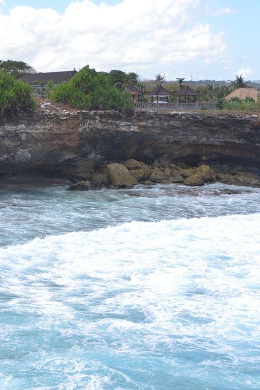 Dodol Lembongan Cliff Sunset Hotel Exterior photo
